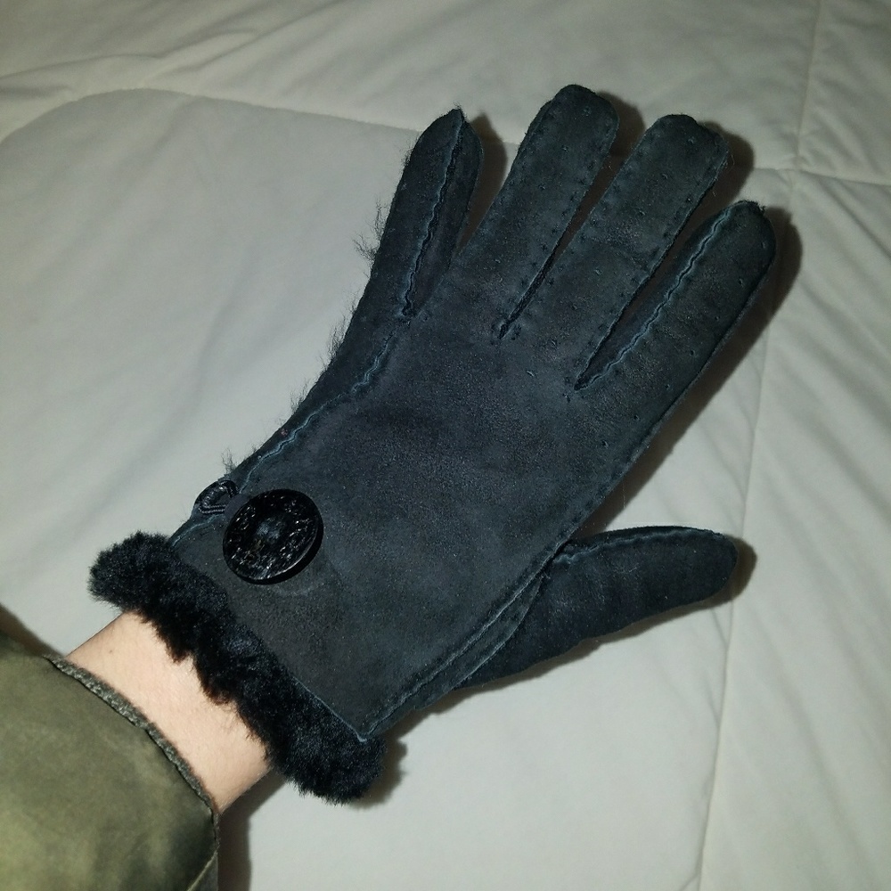 Ugg Australia gloves - Picture 2 of 3